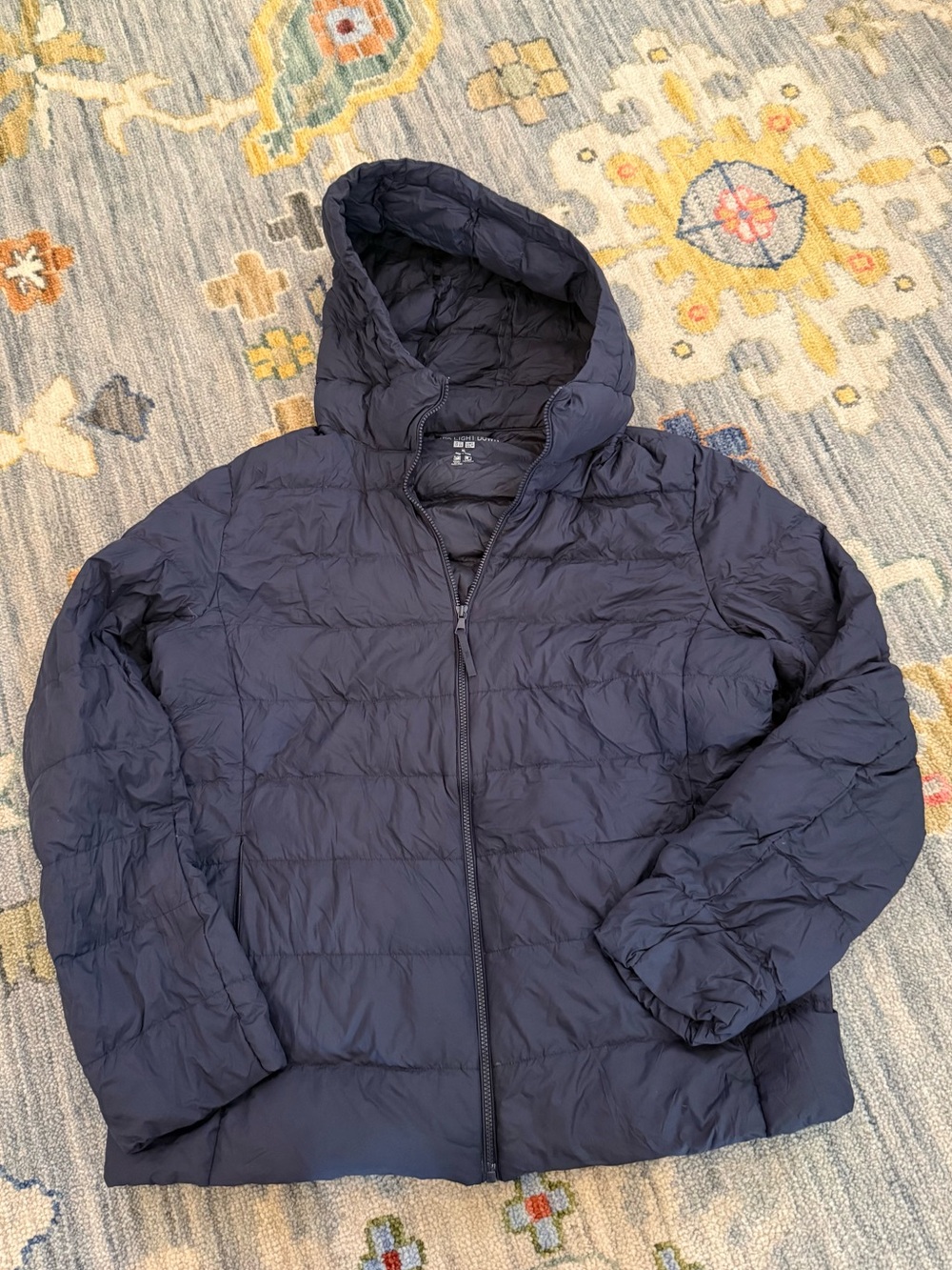 Navy Hooded Puffer Jacket Uniqlo Ultra Light Down kids size XL